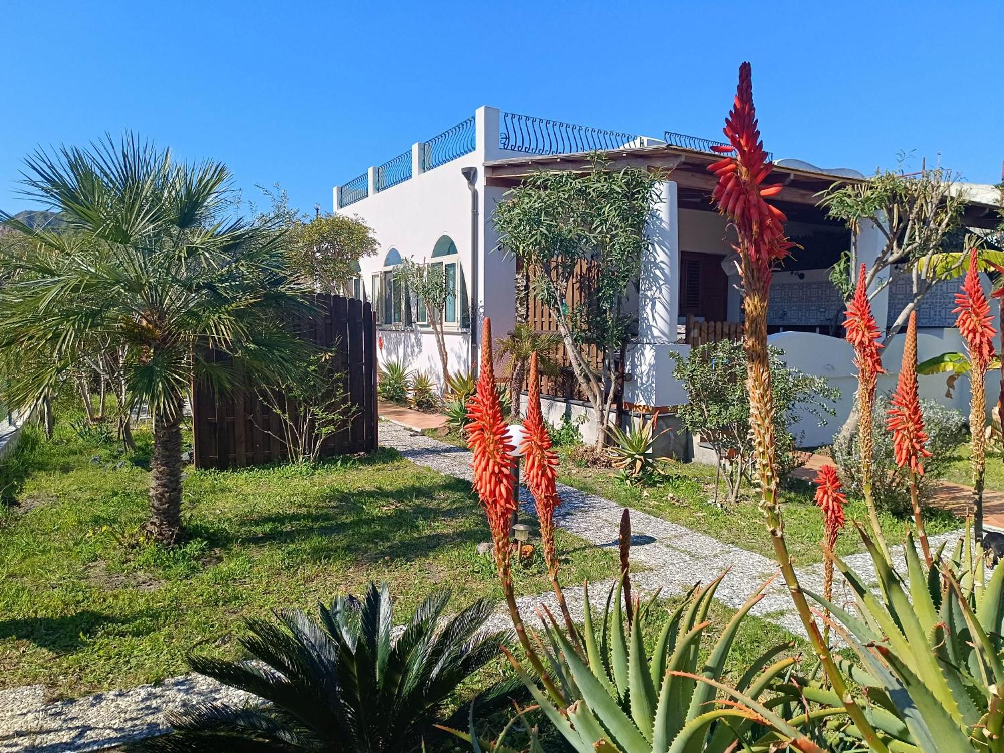 Garden & Sea Villa Vulcano  Exterior foto